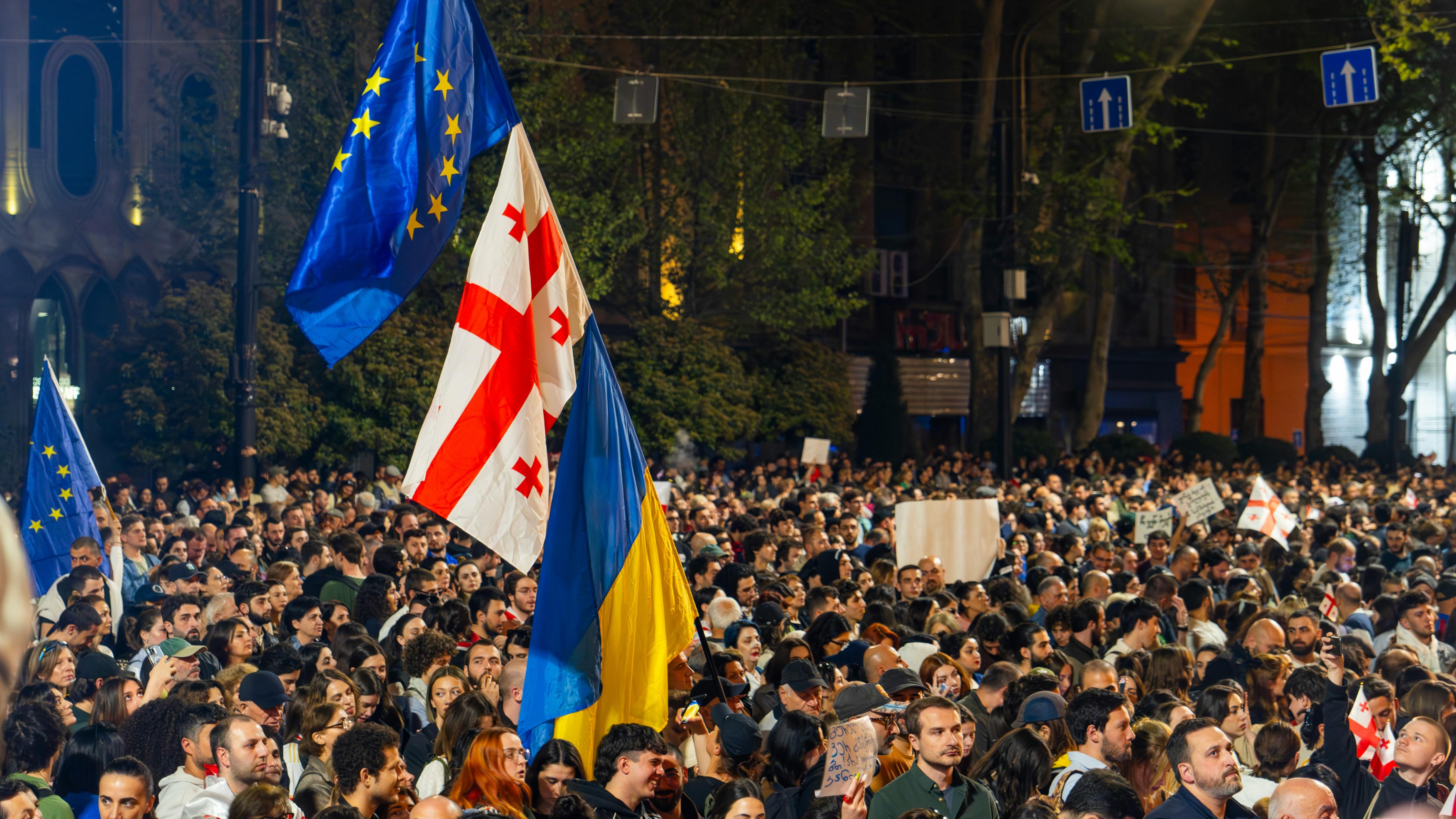 EU foreign policy: managing conflicts in a troubled world